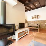 Mountain Whisper Holiday home Gondramaz
