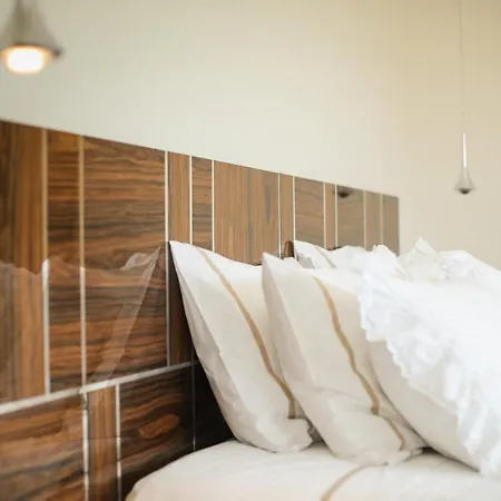 Semesterbostad Mountain Whisper Gondramaz