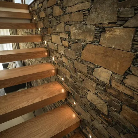 Mountain Whisper Holiday home Gondramaz