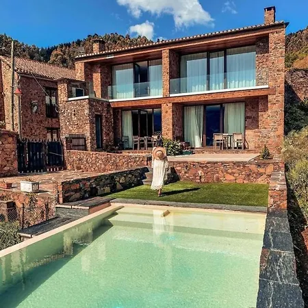 Mountain Whisper Gondramaz