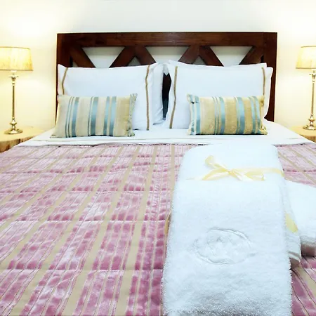 Mountain Whisper Gondramaz