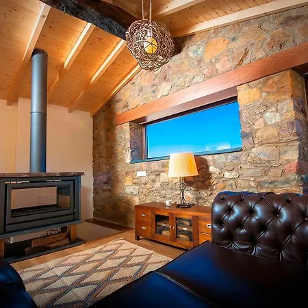 Mountain Whisper Semesterbostad *