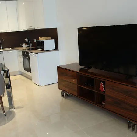 Mountain Whisper * Gondramaz