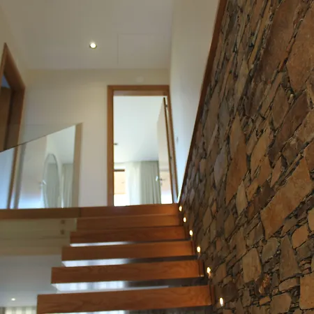 Semesterbostad Mountain Whisper *