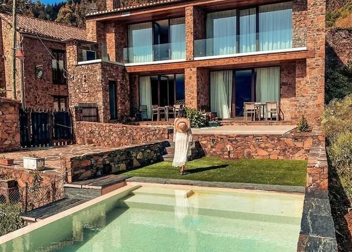 Mountain Whisper Gondramaz