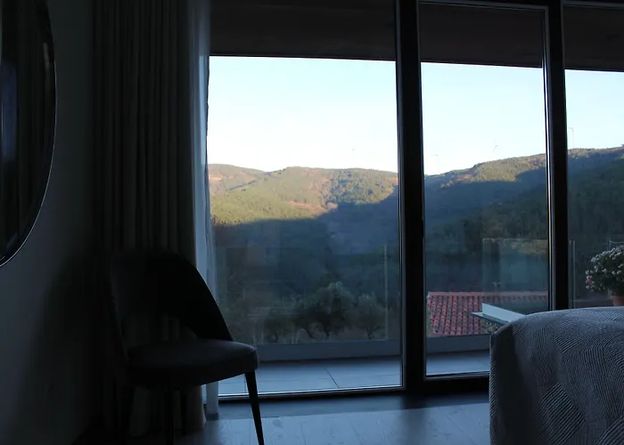 Mountain Whisper Tatil Evi *