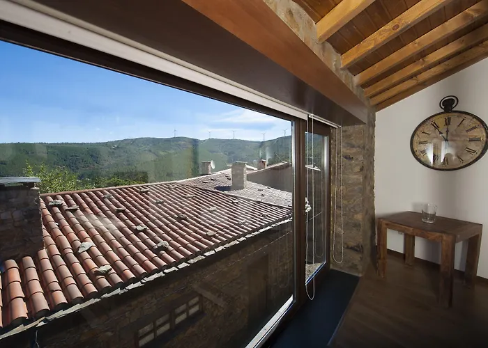 Mountain Whisper Tatil Evi *