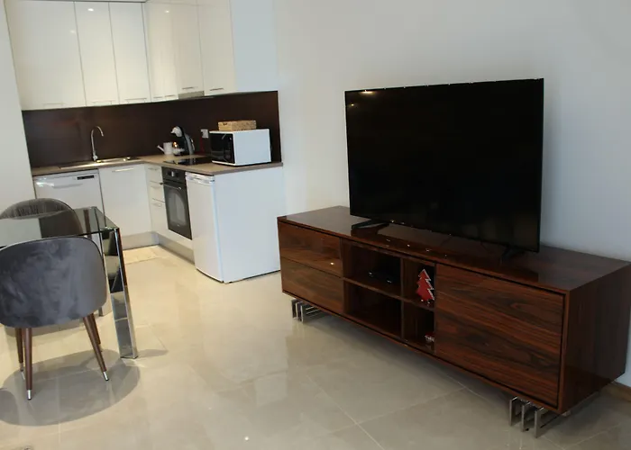 Mountain Whisper * Gondramaz